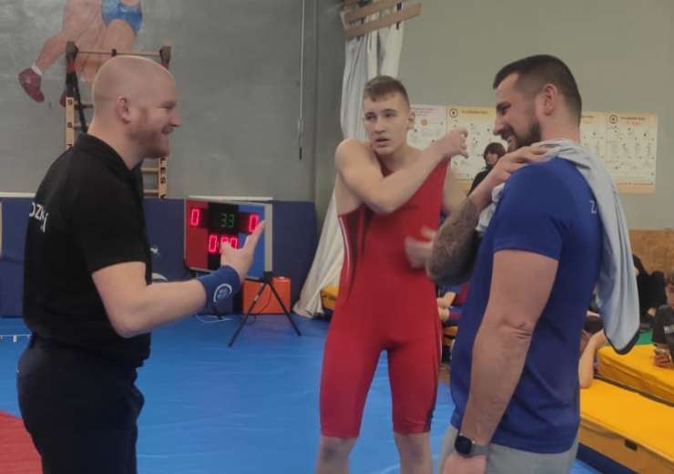 rozhodčí Novák,tr.Fedotov ,Tomáš Vojta z Varnsdorfu