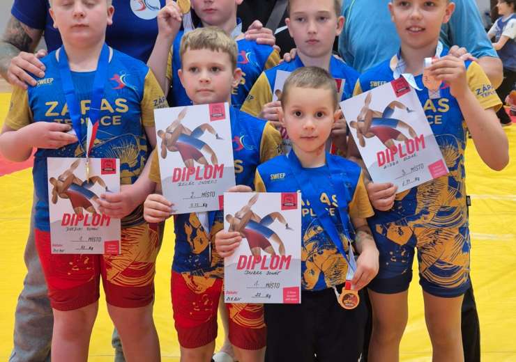 tr.Fedotov Ivan,Fedotov Alexej,Recska Jan,Vaněček Milan,Durec Radek,Zidra Eldar,Dordiai Roman,Balák Ondřej,Durec Jonáš