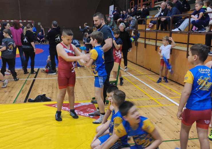 Draga jde zápasit