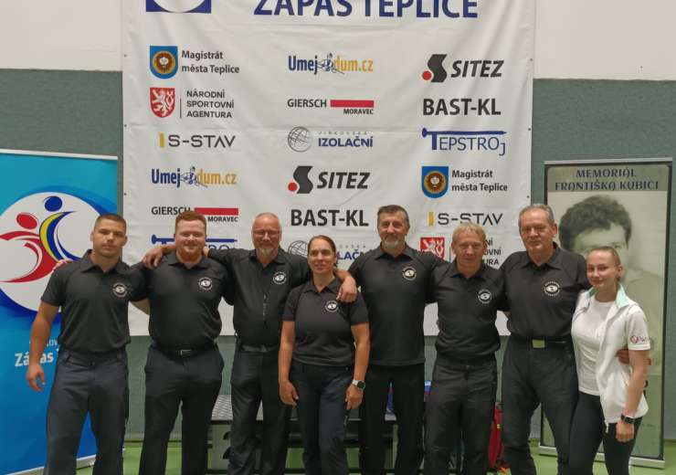 sbor rozhodčích-Satrapa,Štíbal,Maslej,Stehlíková,Shulepa,Hejný,Svitek,Müllerová
