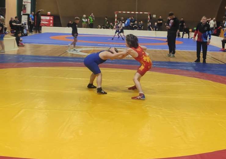 Yarylov v červeném v boji