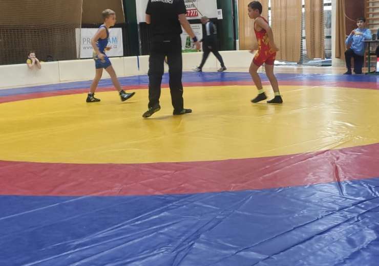 Zidra Eldar proti Blahotovi Lumíru